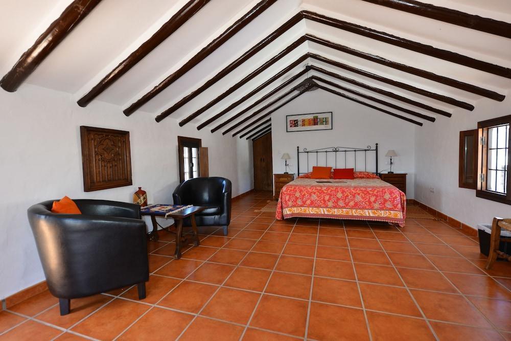 이즈나얄 Cortijo La Haza B&B 외부 사진